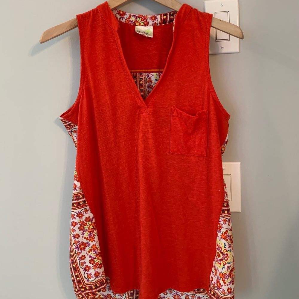 Anthropologie deleita top